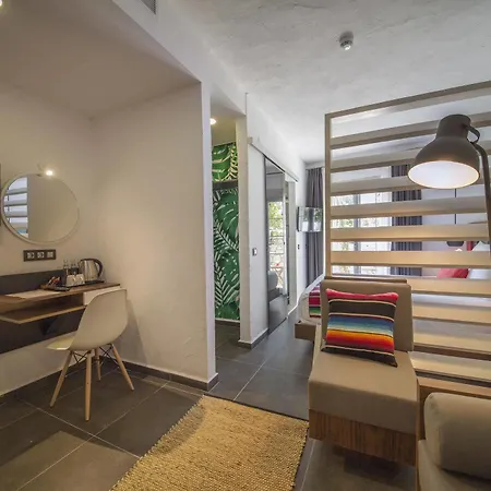 Hay (adults Only) Hotel